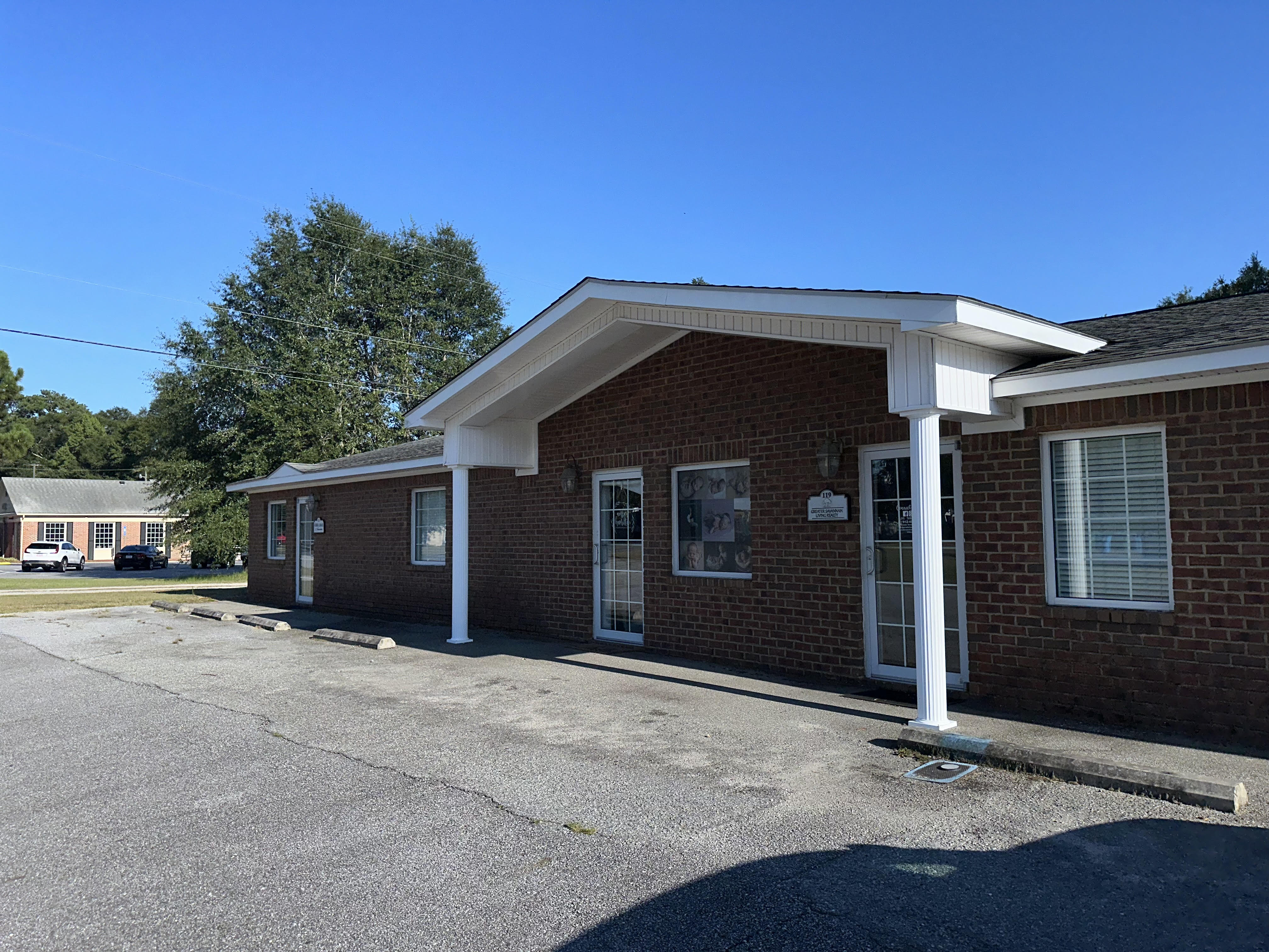 800 SF of Office Space Available in Rincon, GA 31326; 121 W 8th St., Rincon, GA 31326